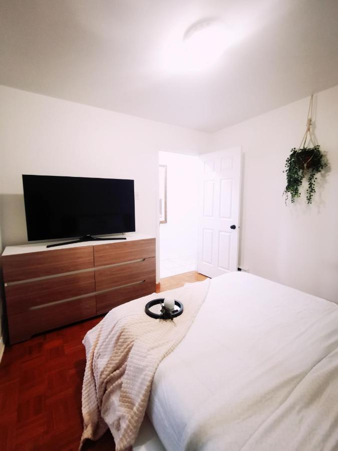 Plush 2 Bedroom Unit 5Min Downtown Off Wellington Montreal Ngoại thất bức ảnh