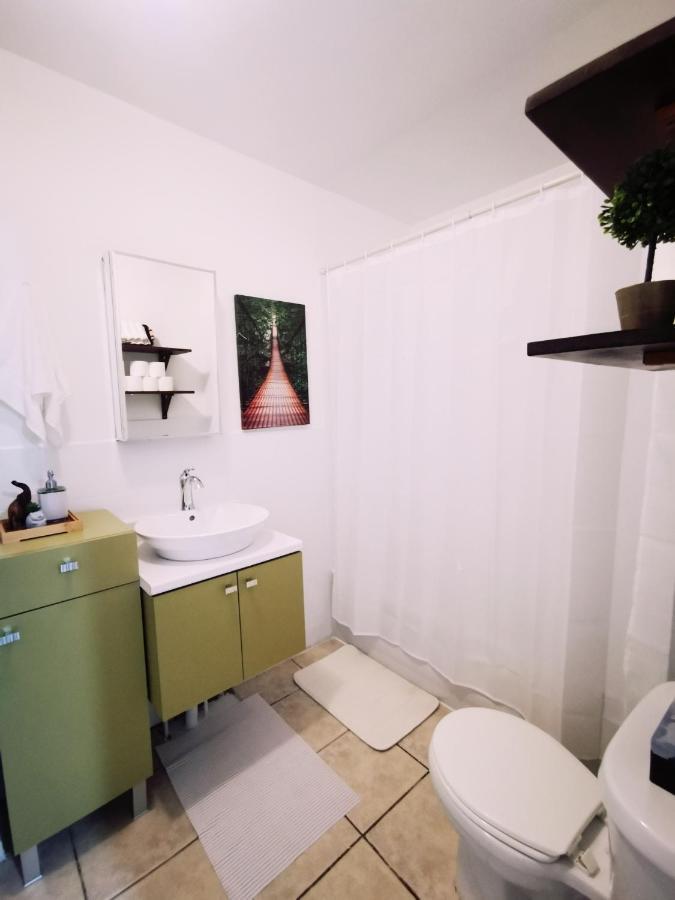 Plush 2 Bedroom Unit 5Min Downtown Off Wellington Montreal Ngoại thất bức ảnh